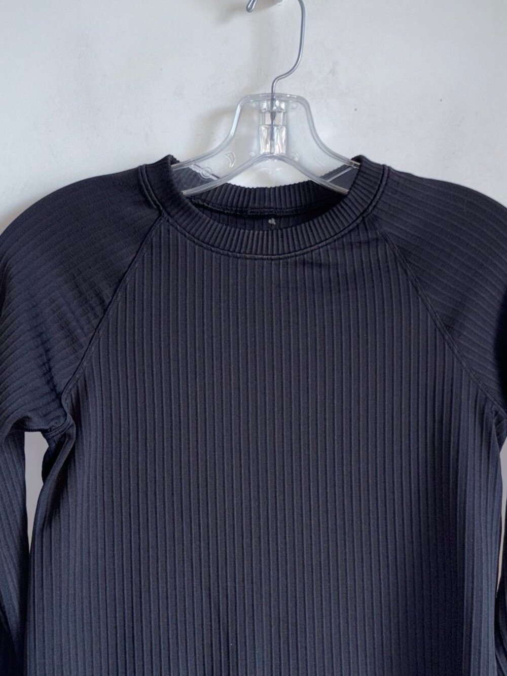 Lululemon Rest Less Ribbed Pullover Size 2 Black - Picture 4 of 12